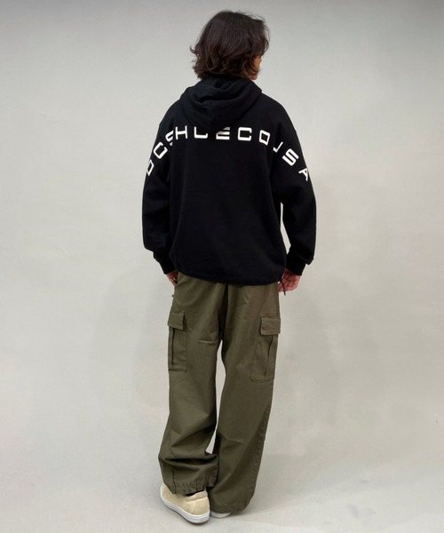 DC（ディーシー）の「DC/ディーシー ビッグシルエット バックプリントパーカー DPO224057（パーカー・メンズ・ホワイト/ブラック・M/L/XL）」の20枚目の写真