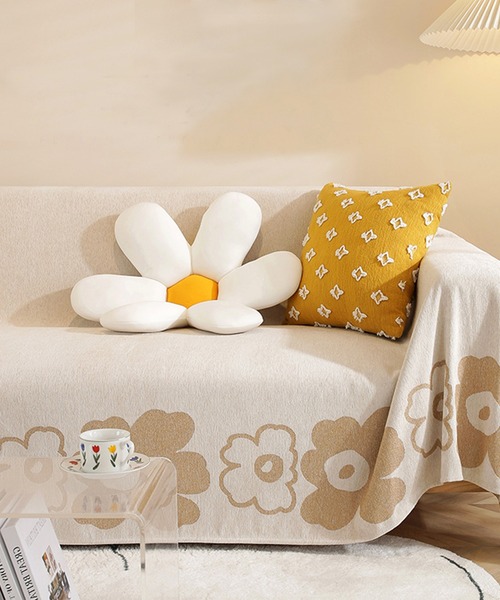 aimoha（アイモハ）の「【丸洗いOK！】大花柄のソファーカバー/ブランケット（ブランケット・レディース・ベージュ/オフホワイト/カーキ/イエロー/オレンジ/グリーン・FREE）」の2枚目の写真