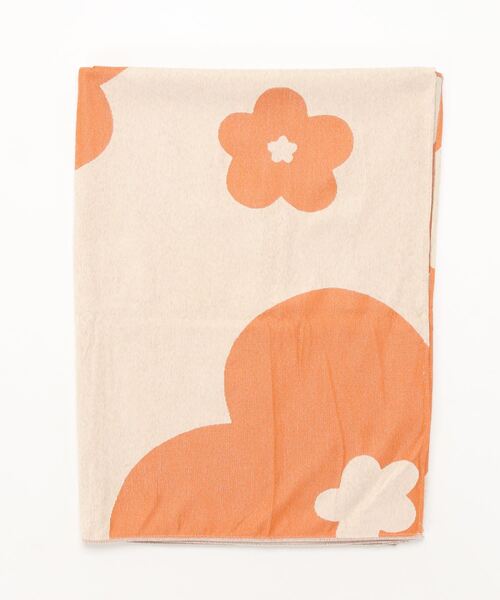 aimoha（アイモハ）の「【丸洗いOK！】大花柄のソファーカバー/ブランケット（ブランケット・レディース・ベージュ/オフホワイト/カーキ/イエロー/オレンジ/グリーン・FREE）」の18枚目の写真