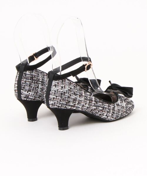 JELLY BEANS（ジェリービーンズ）の「2WAYラッフルリボンストラップパンプス<ふわさら>(204-62834)JELLY BEANS(ジェリービーンズ)（パンプス・レディース・ブラック×ホワイト/グレイッシュベージュ/ブラック系・23/24/25/22/25.5/22.5/24.5/23.5/21.5）」の22枚目の写真