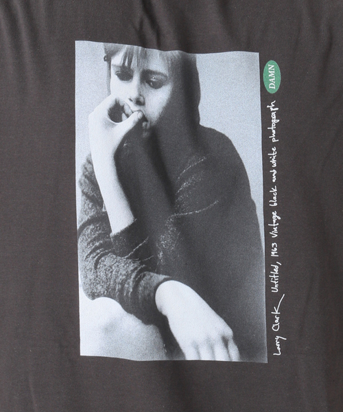 JOURNAL STANDARD(ジャーナルスタンダード)の「【DAMN×JOURNAL STANDARD】Girl Tulsa TEE(Tシャツ/カットソー・メンズ・ホワイト/ブラック・MEDIUM/LARGE/X-LARGE)」の14枚目の写真