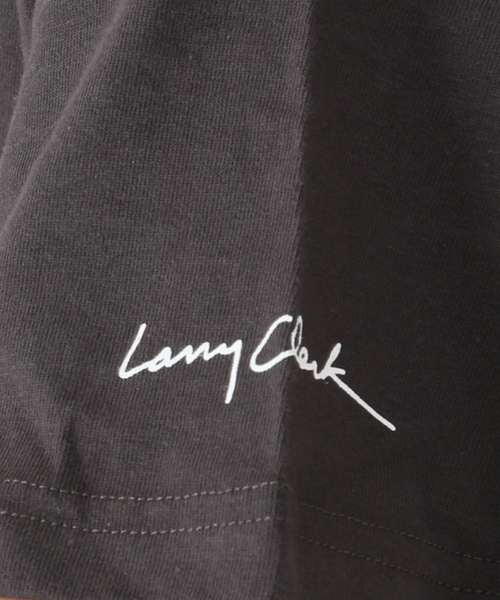 JOURNAL STANDARD(ジャーナルスタンダード)の「【DAMN×JOURNAL STANDARD】Girl Tulsa TEE(Tシャツ/カットソー・メンズ・ホワイト/ブラック・MEDIUM/LARGE/X-LARGE)」の18枚目の写真