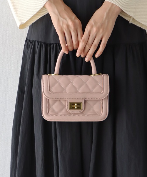 BLUEEAST（ブルーイースト）の「キルティングチェーンショルダーバッグ（ショルダーバッグ・レディース・ブラック/ピンク/パープル・FREE）」の3枚目の写真