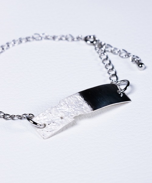 CASPER JOHN（キャスパージョン）の「Chain（バングル/リストバンド・メンズ・シルバー・ONE SIZE）」の2枚目の写真