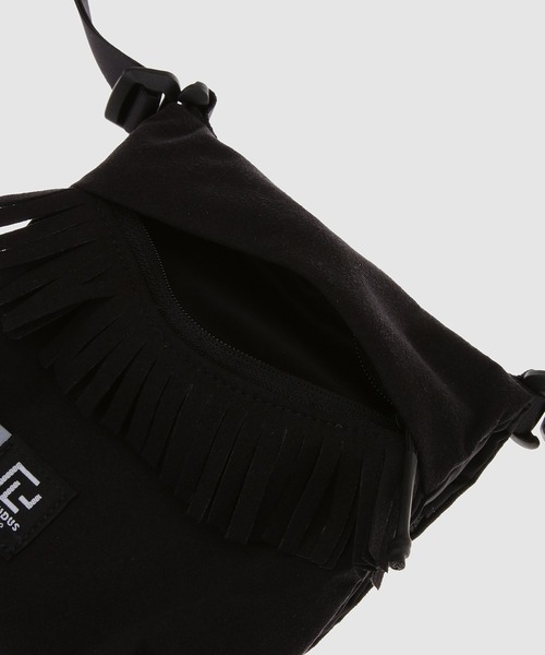 NOMA t.d.(ノーマティーディー)の「Fringe Double Pouch(ショルダーバッグ・メンズ・ブラック・ONE SIZE)」の6枚目の写真