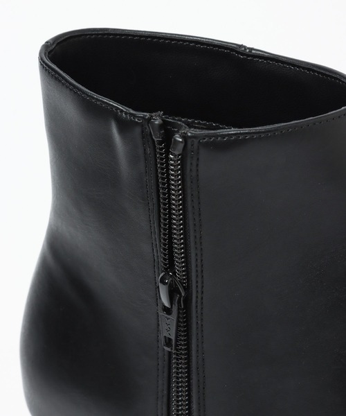 LEPSIM（レプシィム）の「キレイめヒールブーツ　123119（ブーツ・レディース・アイボリー/ブラック・LARGE/MEDIUM）」の20枚目の写真