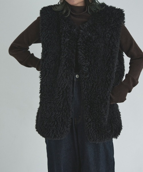 etoll.(エトル)の「シープフェイクファーベスト(ベスト・レディース・ベージュ/ブラック/アイボリー/ブラウン・M)」の19枚目の写真