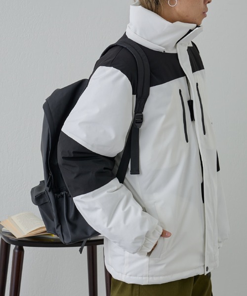 COLONY 2139（コロニートゥーワンスリーナイン）の「撥水キリカエ中綿ジャケット（ダウンベスト・メンズ・ブラック/カーキ/グレー/ベージュ/ネイビー/ホワイト・MEDIUM/LARGE/X-LARGE）」の2枚目の写真