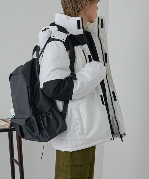 COLONY 2139（コロニートゥーワンスリーナイン）の「撥水キリカエ中綿ジャケット（ダウンベスト・メンズ・ブラック/カーキ/グレー/ベージュ/ネイビー/ホワイト・MEDIUM/LARGE/X-LARGE）」の8枚目の写真