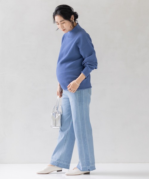 フェリシモMama(フェリシモママ)の「Moredde マタニティ・産後使える ウエストクロス仕様の伸びやかワイドデニムパンツ(マタニティウェア/グッズ・レディース・ライトブルー/ダークブルー・3/2/1)」の10枚目の写真