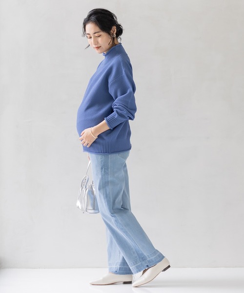 フェリシモMama(フェリシモママ)の「Moredde マタニティ・産後使える ウエストクロス仕様の伸びやかワイドデニムパンツ(マタニティウェア/グッズ・レディース・ライトブルー/ダークブルー・3/2/1)」の7枚目の写真