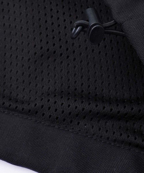 X-girl（エックスガール）の「OVAL LOGO COACH JACKET（ナイロンジャケット・レディース・ブラック/ブルー/ホワイト・S/M）」の14枚目の写真