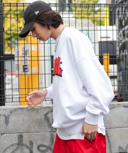 WEGO（ウィゴー）の「WEGO/【2点セット】アクセ付きグラフィックプル