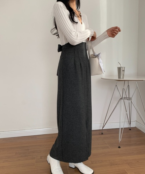 ECLIN（エクラン）の「バックリボンセンタースリットタイトスカート（スカート・レディース・ブラウン/ベージュ/ブラック・S/M）」の22枚目の写真