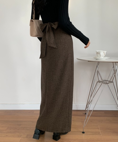 ECLIN（エクラン）の「バックリボンセンタースリットタイトスカート（スカート・レディース・ブラウン/ベージュ/ブラック・S/M）」の13枚目の写真