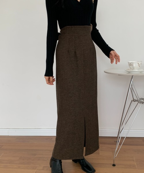 ECLIN（エクラン）の「バックリボンセンタースリットタイトスカート（スカート・レディース・ブラウン/ベージュ/ブラック・S/M）」の4枚目の写真