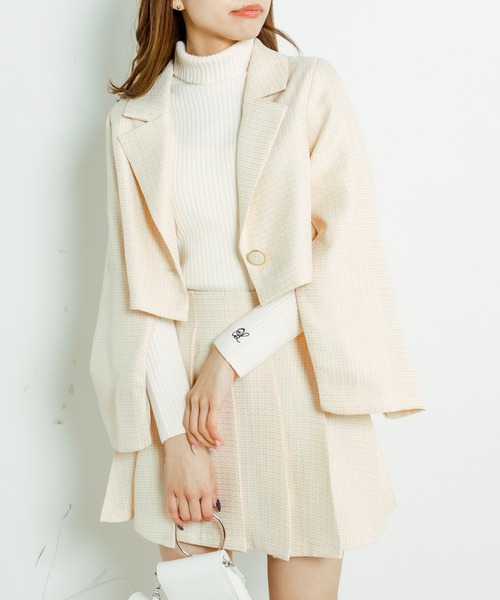 OLIVE des OLIVE(オリーブデオリーブ)の「【WEB限定カラー有】袖スリットテーラードジャケット(テーラードジャケット・レディース・ブラック/クリーム/ブラウン/ベージュ/ネイビー/ライトベージュ/サックスブルー・FREE)」の4枚目の写真