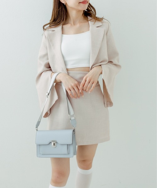 OLIVE des OLIVE(オリーブデオリーブ)の「【WEB限定カラー有】袖スリットテーラードジャケット(テーラードジャケット・レディース・ブラック/クリーム/ブラウン/ベージュ/ネイビー/ライトベージュ/サックスブルー・FREE)」の22枚目の写真