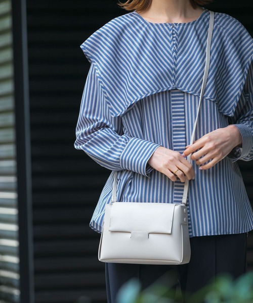 URBAN RESEARCH ROSSO（アーバンリサーチロッソ）の「フロントクリップハンドバッグ（ハンドバッグ・レディース・パープル/オフホワイト/グリーン系その他・-）」の2枚目の写真