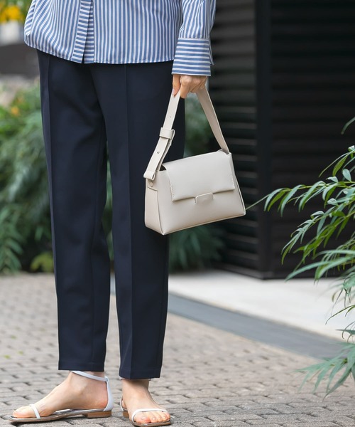 URBAN RESEARCH ROSSO（アーバンリサーチロッソ）の「フロントクリップハンドバッグ（ハンドバッグ・レディース・パープル/オフホワイト/グリーン系その他・-）」の6枚目の写真