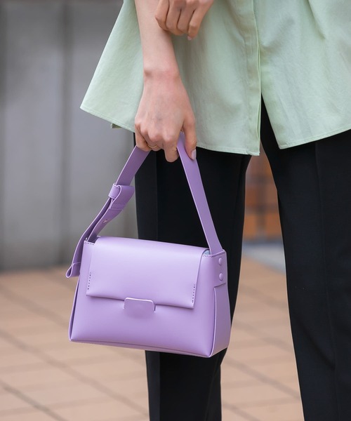 URBAN RESEARCH ROSSO（アーバンリサーチロッソ）の「フロントクリップハンドバッグ（ハンドバッグ・レディース・パープル/オフホワイト/グリーン系その他・-）」の9枚目の写真
