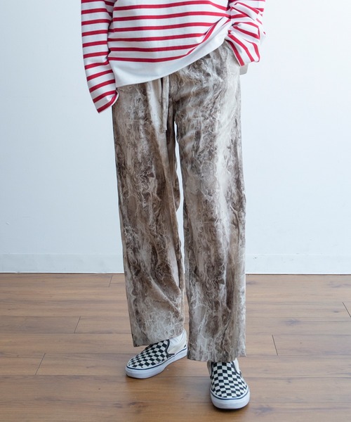 AUG(オーグ)の「AUG リラックス 柄 パンツ(その他パンツ・レディース・レッド系その他/ブラウン系その他/ベージュ系その他/グリーン系その他/ブルー系その他/ブラック系その他・FREE)」の1枚目の写真