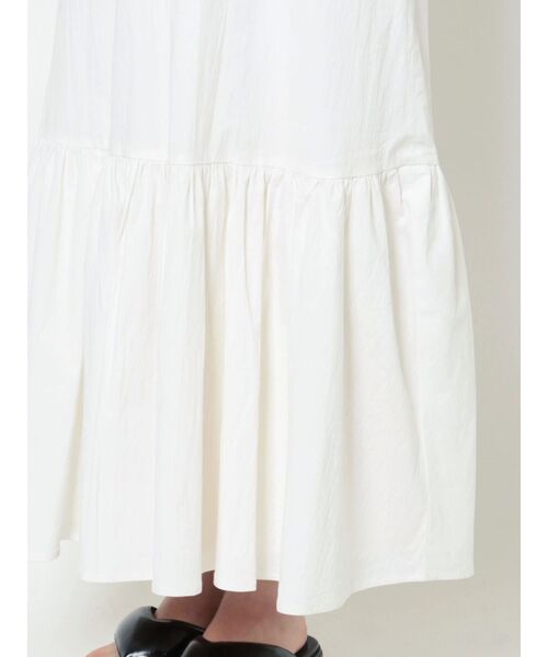 CALNAMUR（カルナムール）の「フリルマキシワンピース（ワンピース・レディース・グリーン/ホワイト・FREE）」の13枚目の写真
