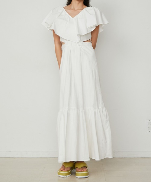 CALNAMUR（カルナムール）の「フリルマキシワンピース（ワンピース・レディース・グリーン/ホワイト・FREE）」の2枚目の写真