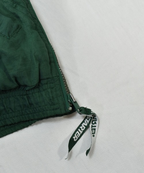 STARTER(スターター)の「【ヴィンテージ古着】90’s STARTER / スターター ”MICHIGAN STATE” 中綿入り アノラック ナイロンジャケット(ナイロンジャケット・メンズ・グリーン・LARGE)」の4枚目の写真