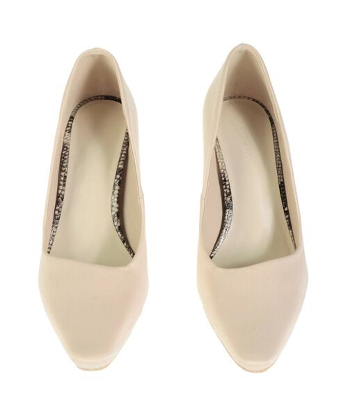 LAGUNAMOON(ラグナムーン)の「LADYヴィンテージサテンラインパンプス(パンプス・レディース・ライトベージュ・MEDIUM/X-SMALL/SMALL)」の3枚目の写真