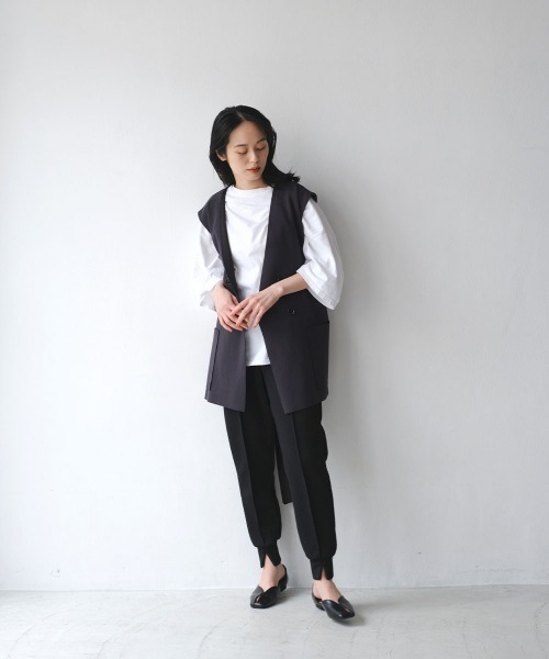marjour（マージュール）の「PONTE GILET（ベスト・レディース・ネイビー/チャコールグレー・M）」の14枚目の写真