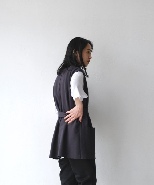 marjour（マージュール）の「PONTE GILET（ベスト・レディース・ネイビー/チャコールグレー・M）」の20枚目の写真