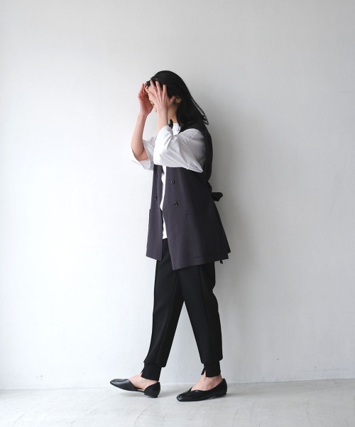 marjour（マージュール）の「PONTE GILET（ベスト・レディース・ネイビー/チャコールグレー・M）」の4枚目の写真