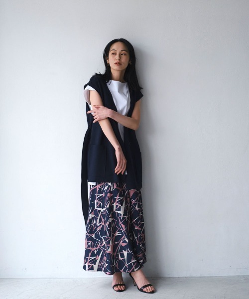 marjour（マージュール）の「PONTE GILET（ベスト・レディース・ネイビー/チャコールグレー・M）」の5枚目の写真