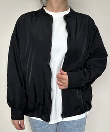 ジップブルゾン