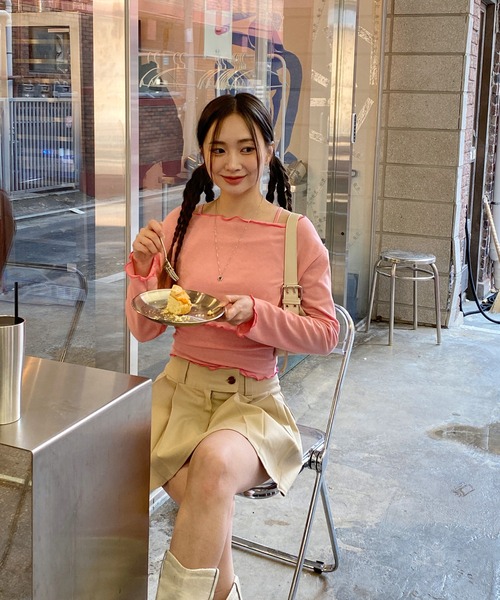 by muni:r（バイ ムニール）の「ローライズプリーツスカート（スカート・レディース・ブラック/ベージュ・MEDIUM/SMALL）」の5枚目の写真