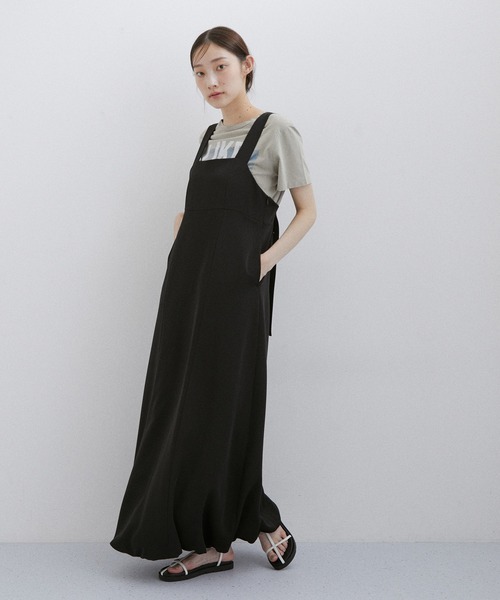 ADAM ET ROPE'（アダムエロペ）の「【サステナブル】バルーンジャンパースカート（ジャンパースカート・レディース・ブラック/オフホワイト・FREE）」の19枚目の写真