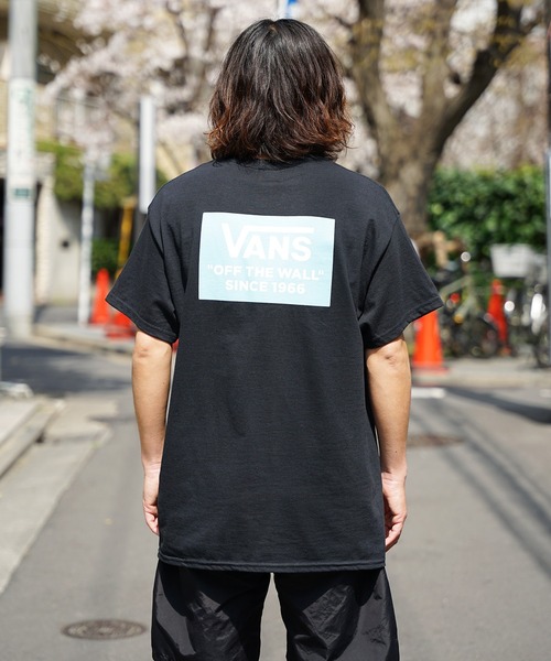 VANS(バンズ)の「VANS/バンズ M RECTANGLE LOGO S/S TEE Tシャツ(Tシャツ/カットソー・メンズ・ブルー/ブラック/ブラウン/ホワイト・M/L/XL)」の6枚目の写真