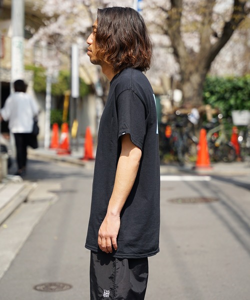 VANS(バンズ)の「VANS/バンズ M RECTANGLE LOGO S/S TEE Tシャツ(Tシャツ/カットソー・メンズ・ブルー/ブラック/ブラウン/ホワイト・M/L/XL)」の5枚目の写真