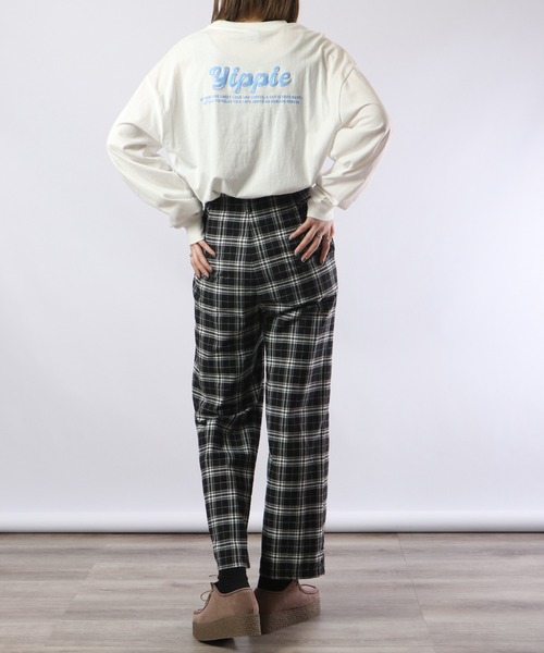 spiritoso（スピリトーゾ）の「spiritoso シンプル発砲プリントロンT 長袖（Tシャツ/カットソー・レディース・ブラック/ピンク/オフホワイト・F）」の17枚目の写真