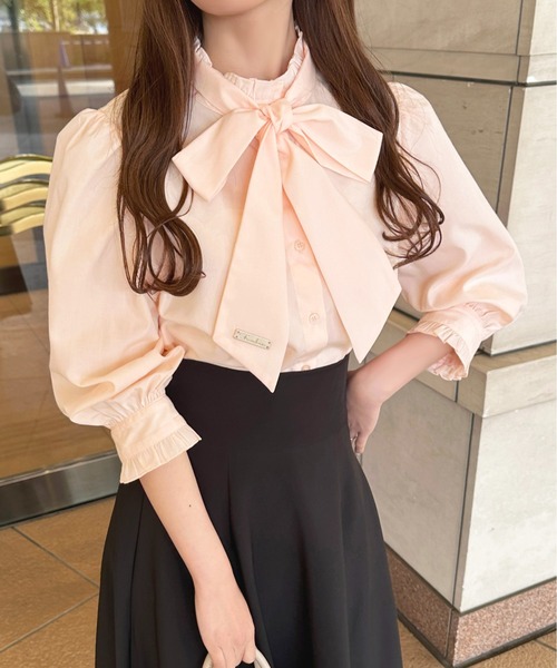 apres jour（アプレジュール）の「フリルネックチャーム付きボウタイブラウス 【ZOZOTOWN限定アイテム】（シャツ/ブラウス・レディース・ラベンダー/ピンク/オフホワイト・フリー/X-LARGE）」の22枚目の写真