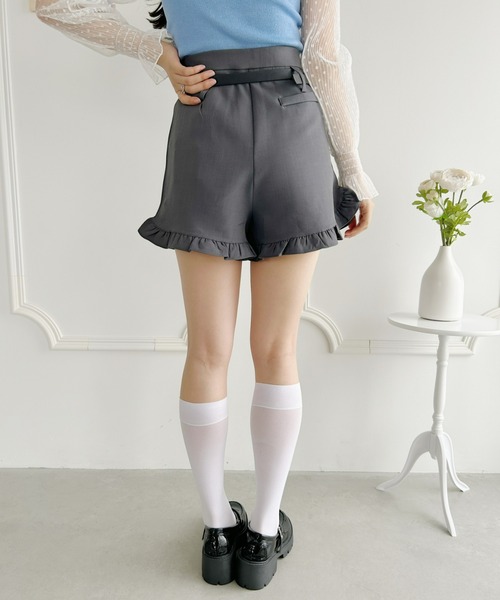 Loueme(ルエム)の「ベルト付きハイウエストフリルショートパンツ(その他パンツ・レディース・ベージュ/ブラック/グレー・S/M)」の20枚目の写真