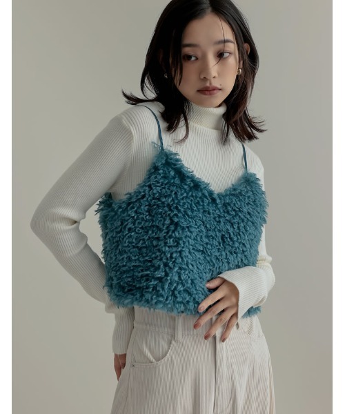 Re:EDIT（リエディ）の「[2025AW COLLECTION][累計販売枚数2.5万枚突破]チベットラムフェイクファービスチェ（キャミソール・レディース・グレー/アイボリー/ブラック/モカ/ブルー・MEDIUM/LARGE）」の17枚目の写真