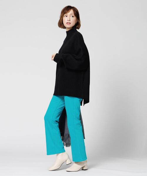 HONEYSUCKLE ROSE(ハニーサックルローズ)の「HONEYSUCKLE ROSE(ハニーサックルローズ)【レディース】マシュマロタッチハイネックニット(ニット/セーター・レディース・ブラック×ホワイト/ブラック/レッド/オフホワイト/ベージュ・L/M)」の7枚目の写真