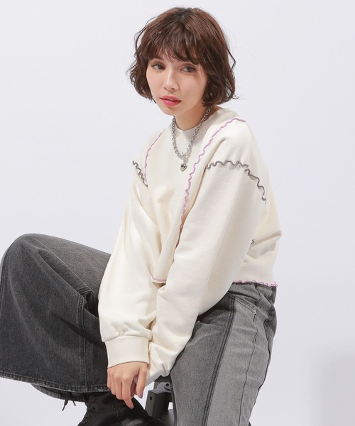 PAGEBOY(ページボーイ)の「カラフルメローショートスウェット(スウェット・レディース・ブラック/オフホワイト・FREE)」の3枚目の写真