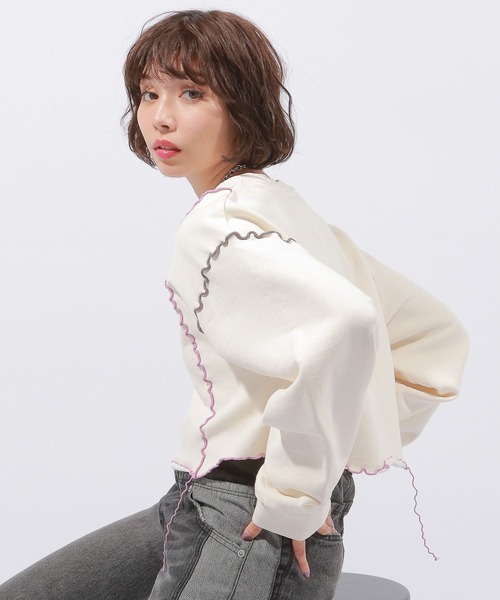 PAGEBOY(ページボーイ)の「カラフルメローショートスウェット(スウェット・レディース・ブラック/オフホワイト・FREE)」の5枚目の写真