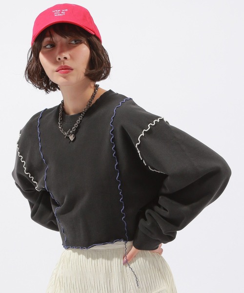 PAGEBOY(ページボーイ)の「カラフルメローショートスウェット(スウェット・レディース・ブラック/オフホワイト・FREE)」の8枚目の写真