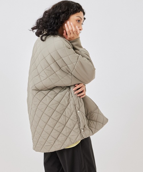 NERGY（ナージー）の「中綿ダイヤキルトコート（ダウンジャケット/コート・レディース・ブラック/グリーン/ホワイト・M）」の10枚目の写真