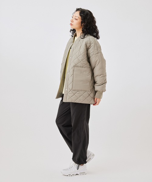 NERGY（ナージー）の「中綿ダイヤキルトコート（ダウンジャケット/コート・レディース・ブラック/グリーン/ホワイト・M）」の17枚目の写真