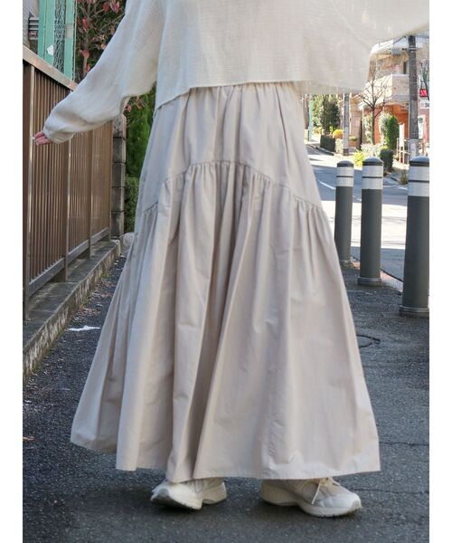 Ungrid(アングリッド)の「ギャザーデザインスカート(スカート・レディース・チャコールグレー/アイボリー・FREE)」の13枚目の写真